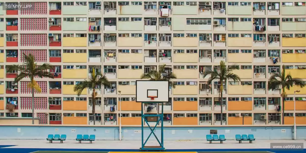 🔥 周边好物,让热爱从赛场延伸到生活!